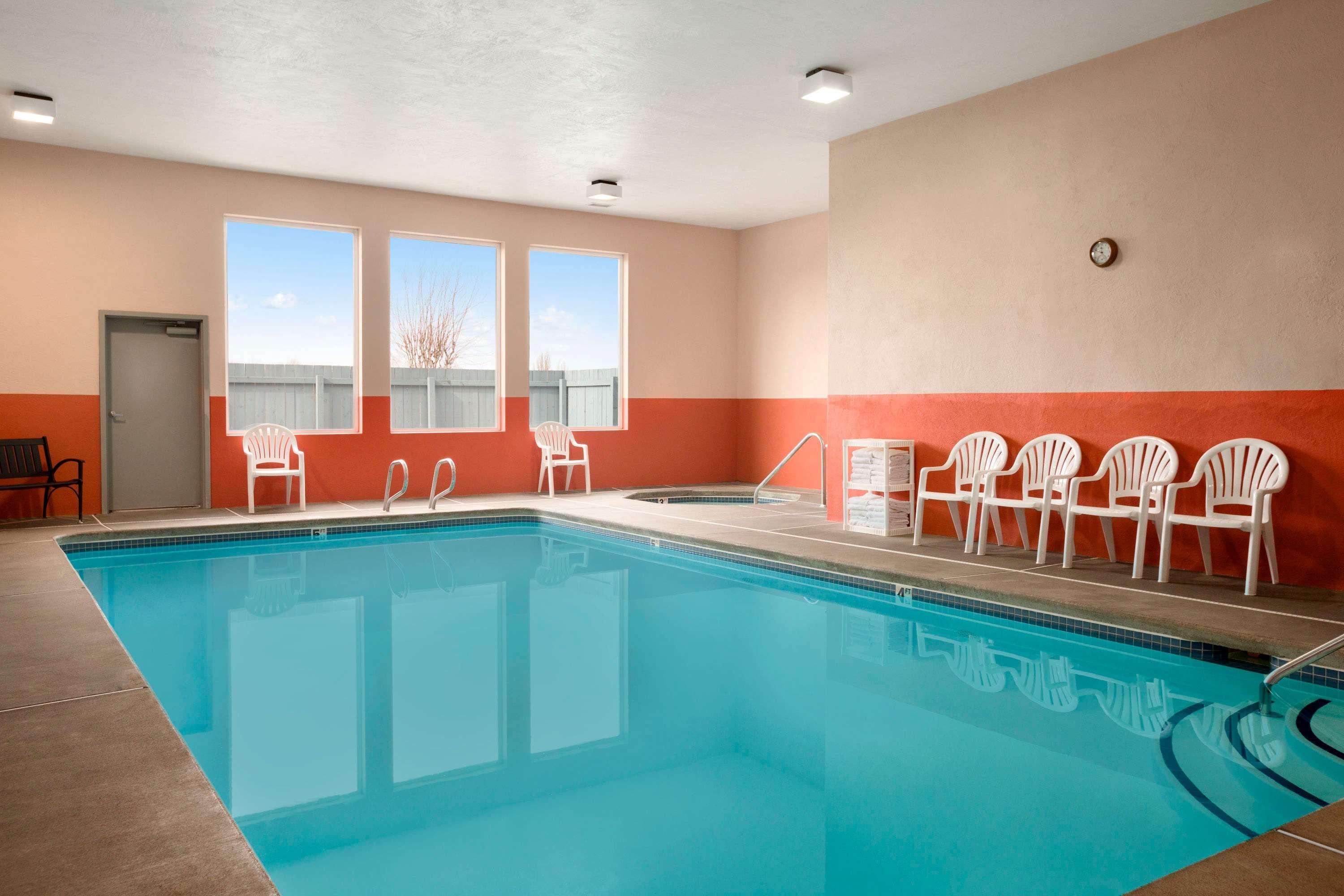 Super 8 By Wyndham Bellingham Airport/Ferndale Hotel Luaran gambar
