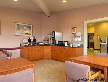 Super 8 By Wyndham Bellingham Airport/Ferndale Hotel Restoran gambar